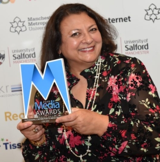 Lisa Aziz Honoured with Outstanding Contribution to Media Award 2022